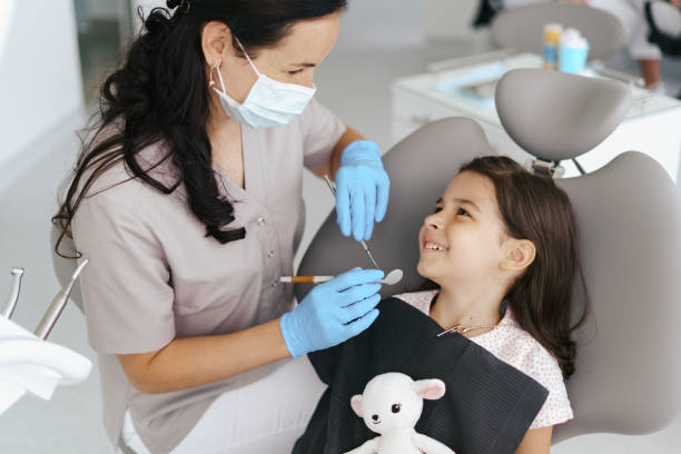 Best Emergency Dental Care for Broken or Chipped Teeth in Samoset, FL